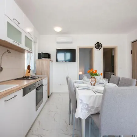 Apartmán Happy Rogoznica (Sibenik-Knin)