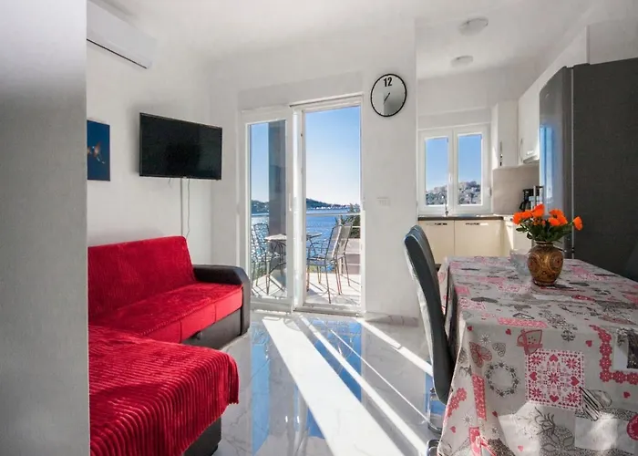 Happy * Rogoznica (Sibenik-Knin)